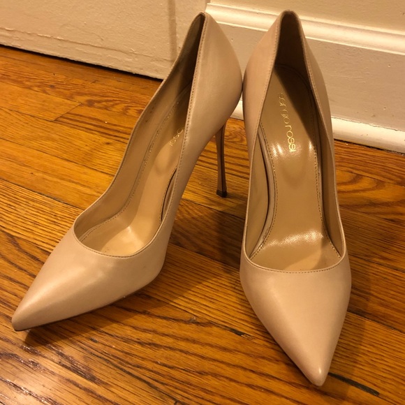 Sergio Rossi Shoes - Sergio Rossi Nude Pumps